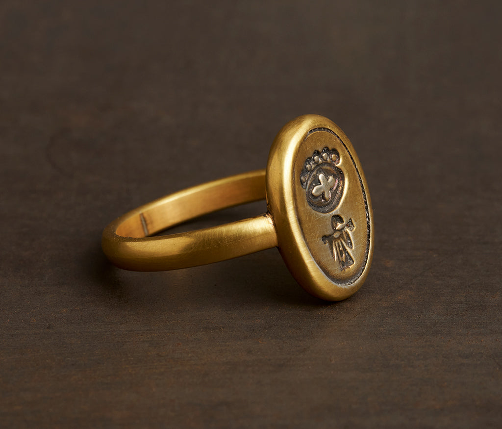 signet ring signs gold