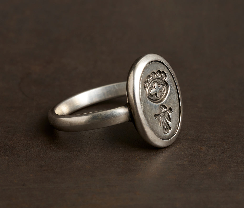 signet ring signs
