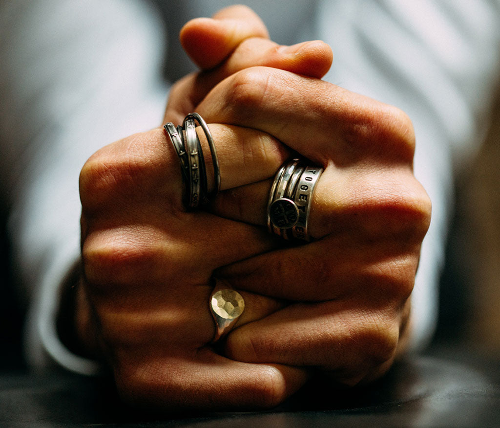 signet ring classic hammered
