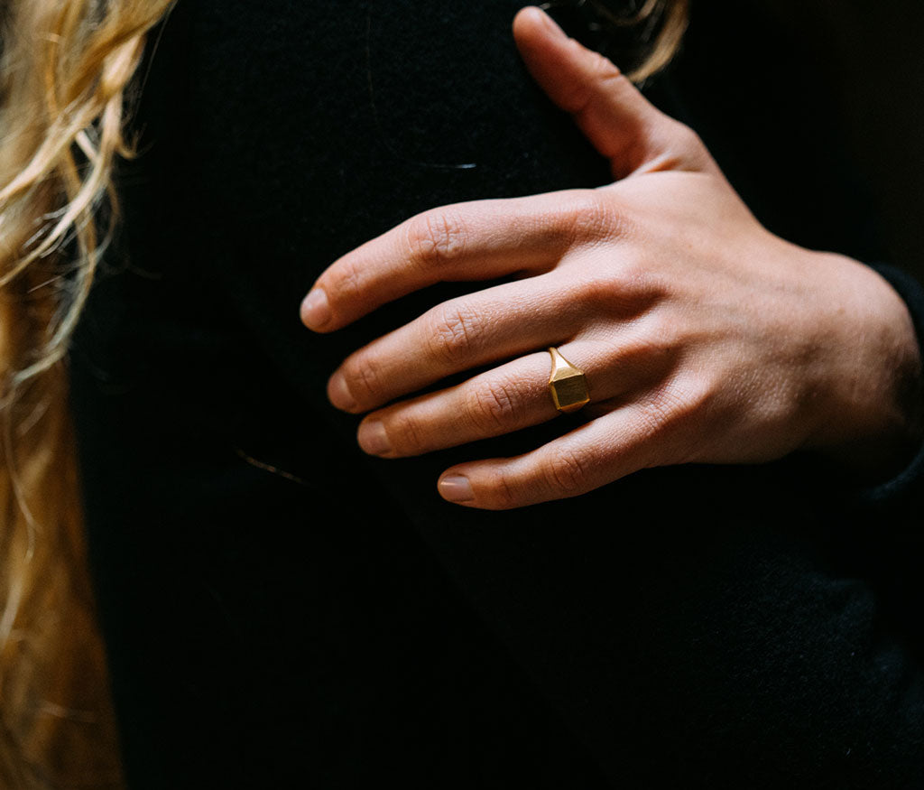 signet ring sculpture gold