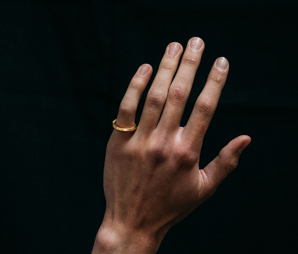 twisted ring gold