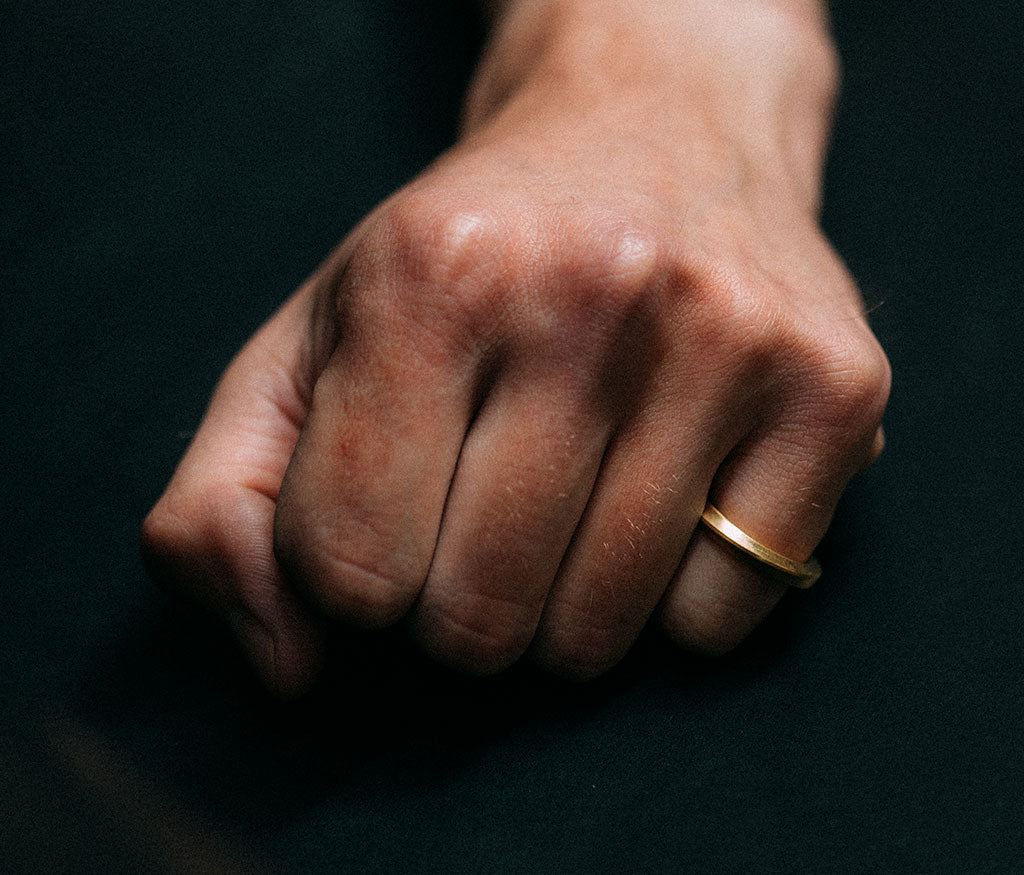 twisted ring gold