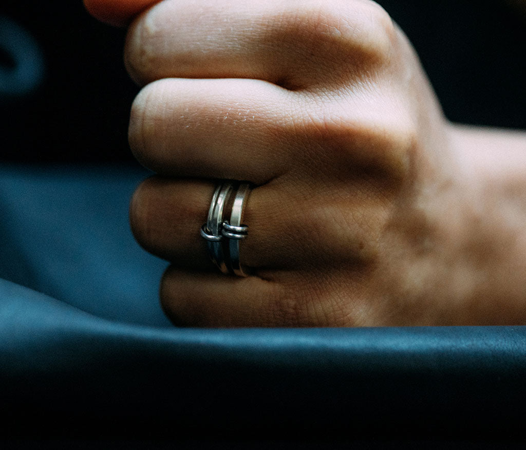 connected ring infinity