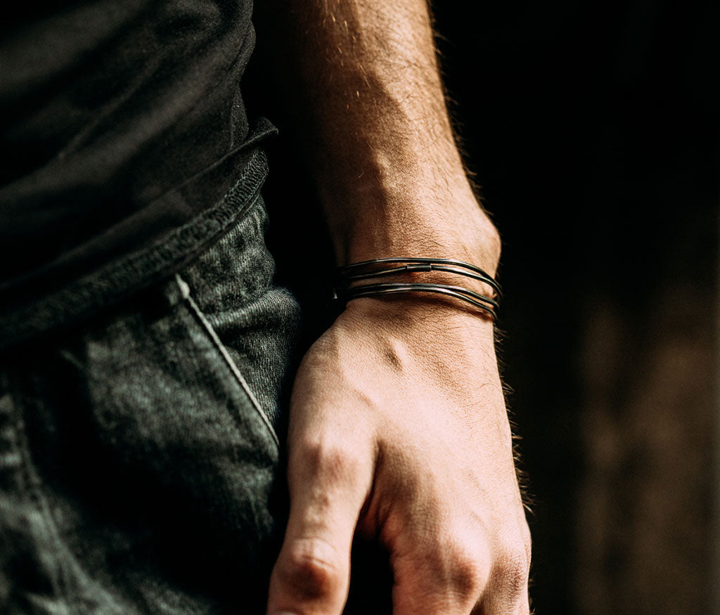 bracelet track