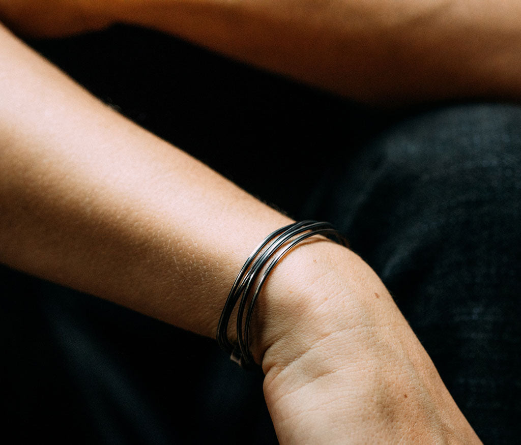 bracelet track