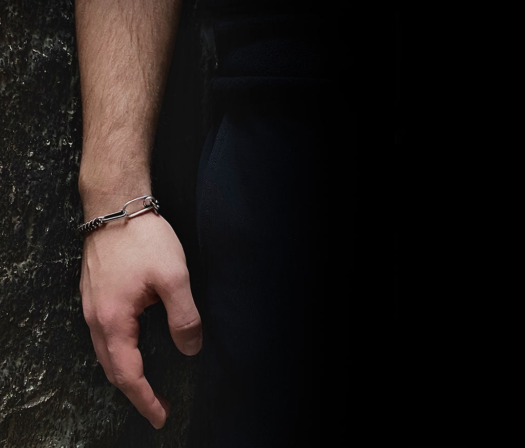 bracelet curl