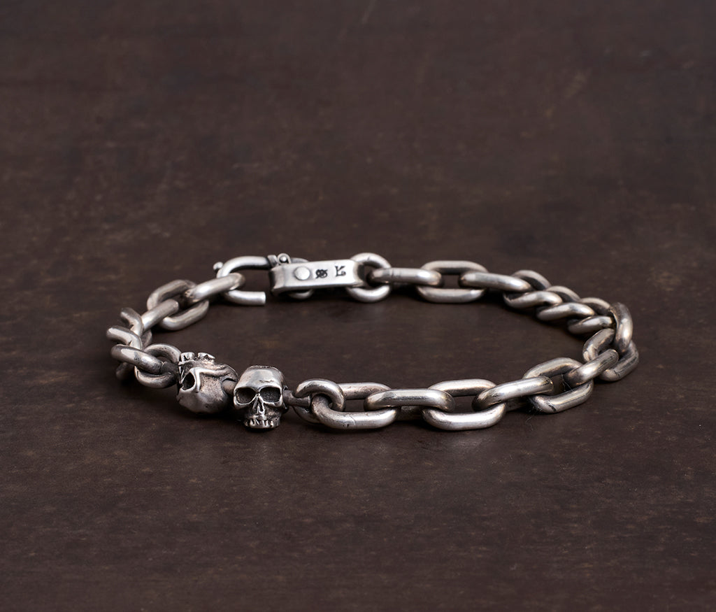bracelet two skulls