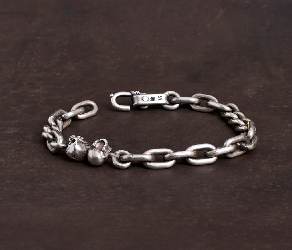 bracelet two skulls