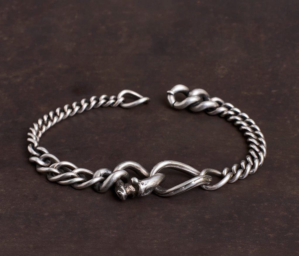 bracelet bones