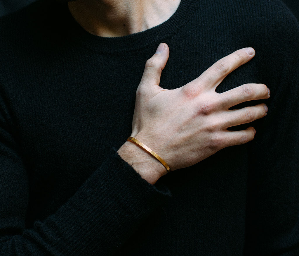 bangle hook band gold