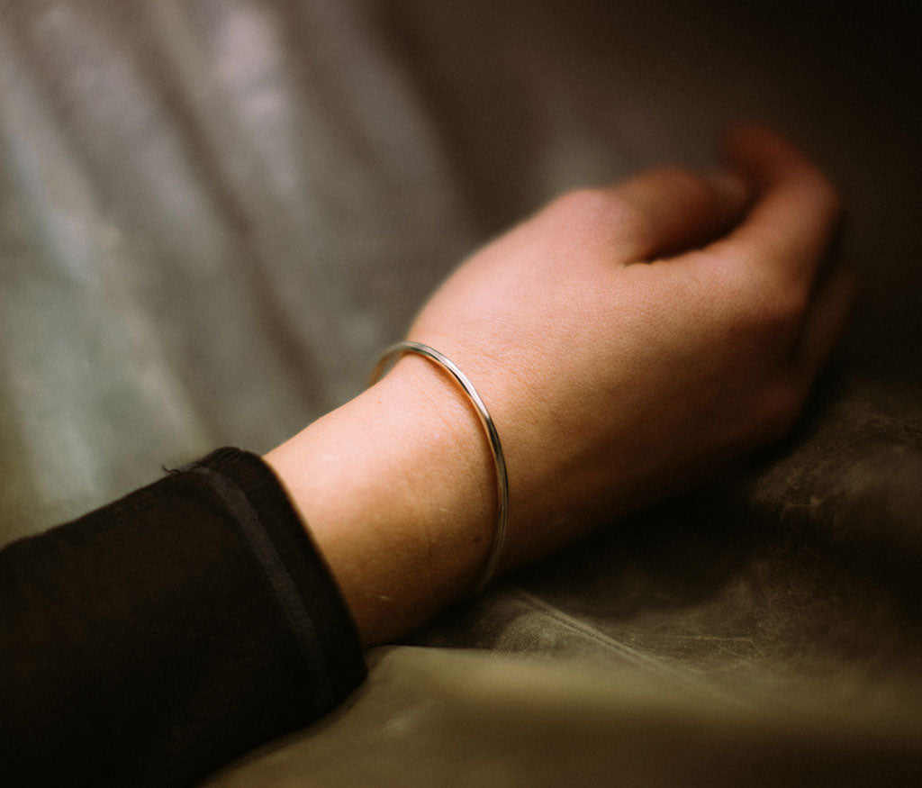 bangle hook hammered