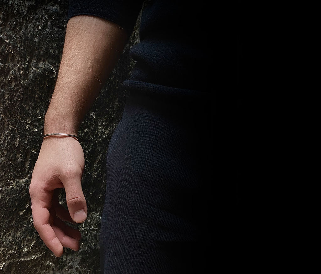 bangle hook trace