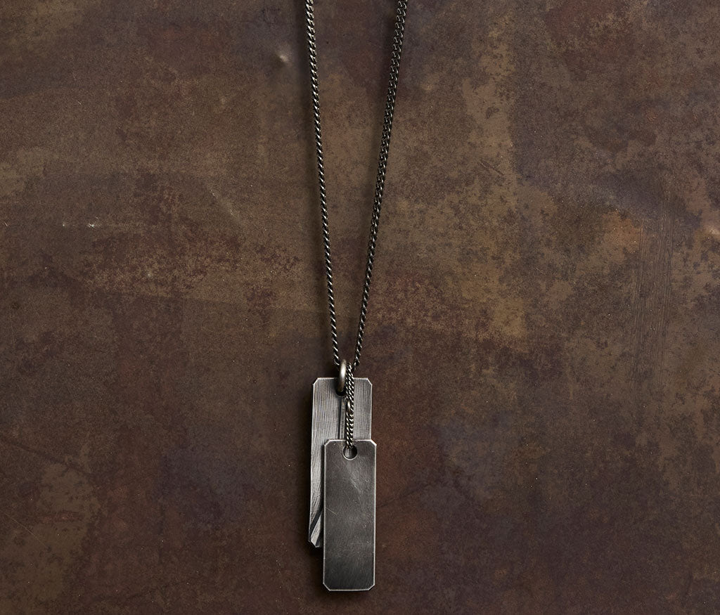 necklace traces