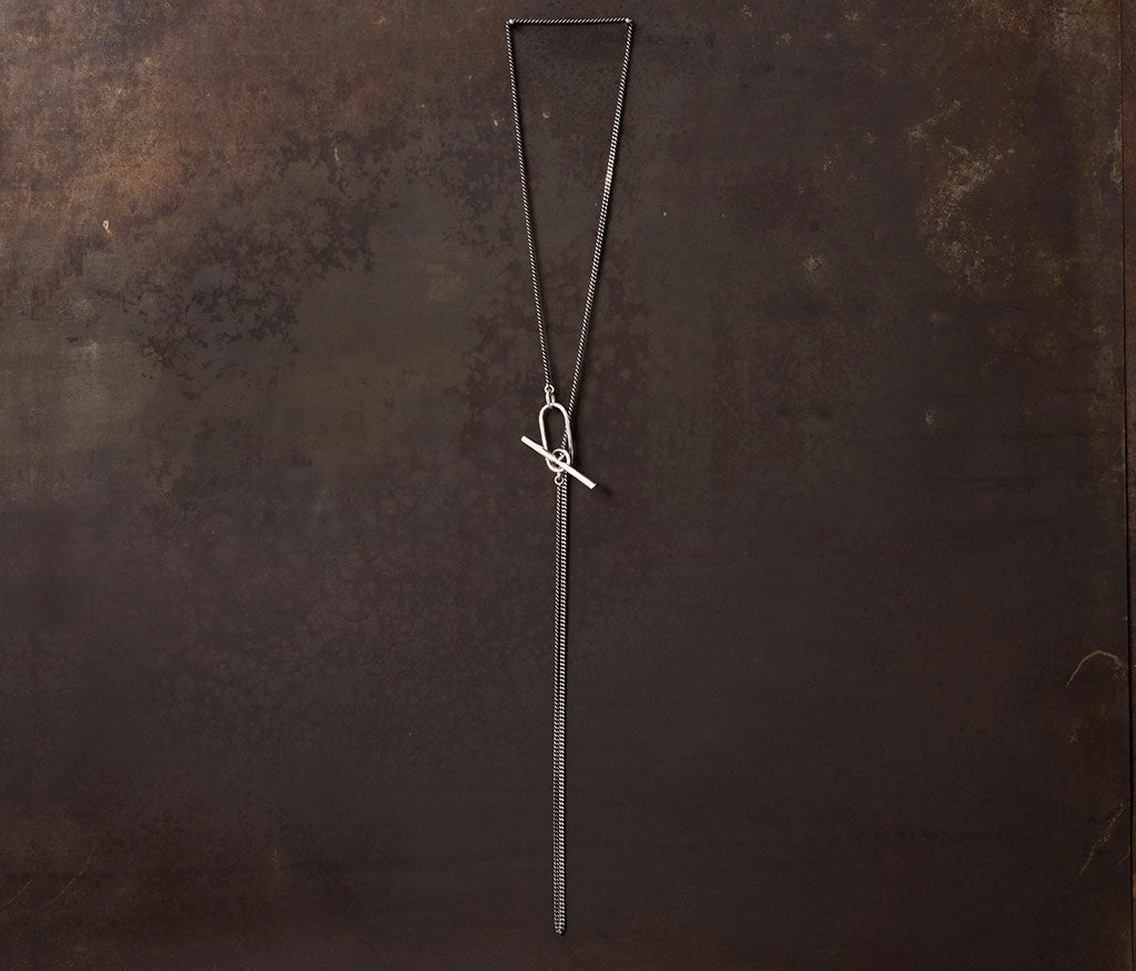 necklace curl