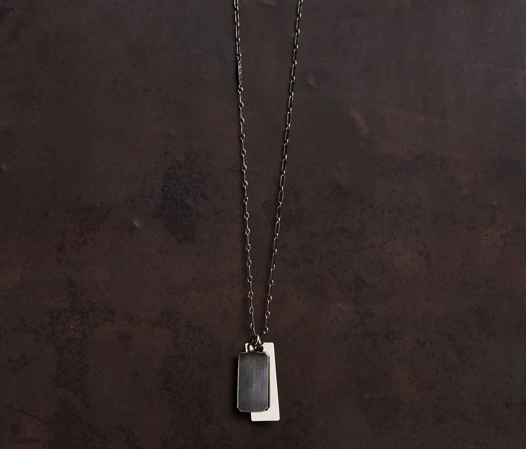 fine chain two tags