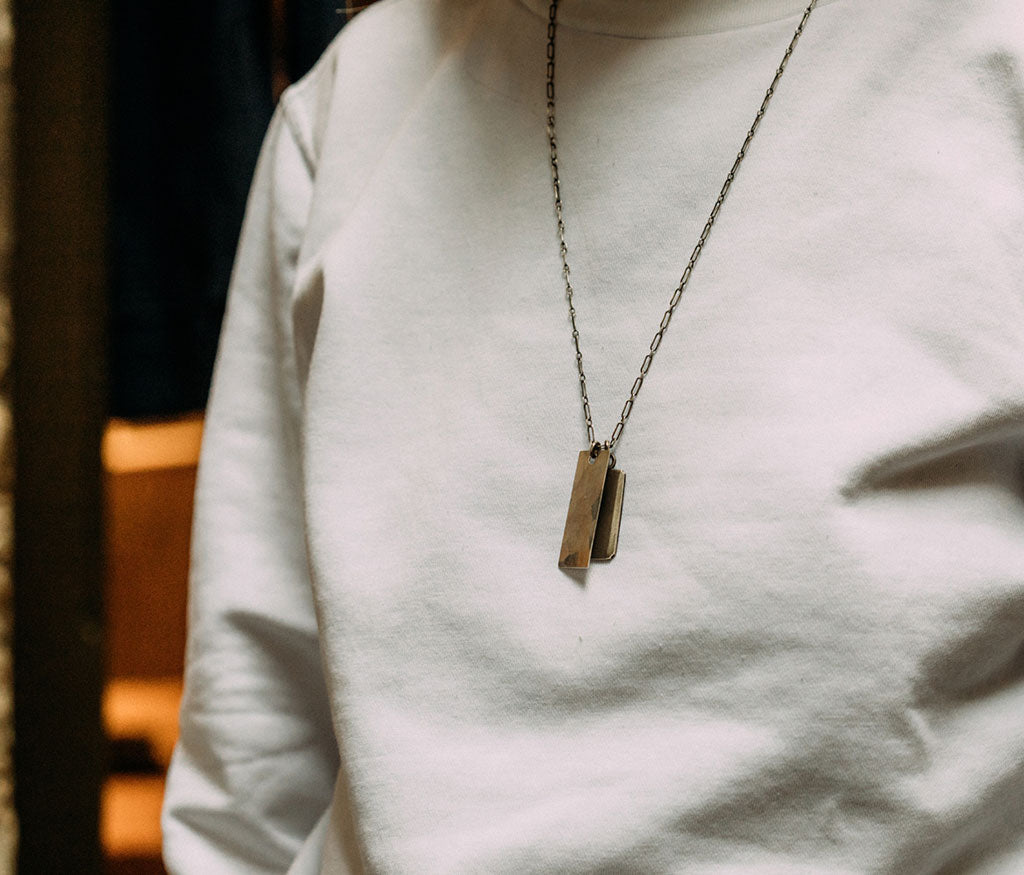 fine chain two tags