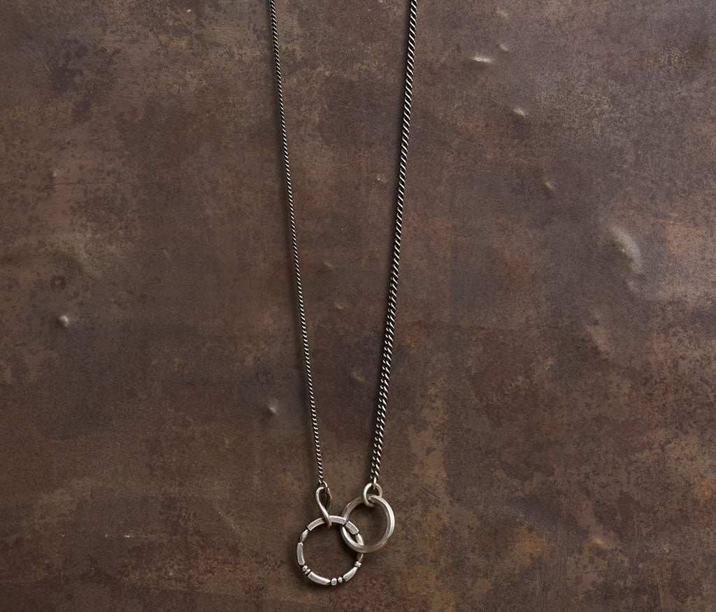 necklace ring sculpture