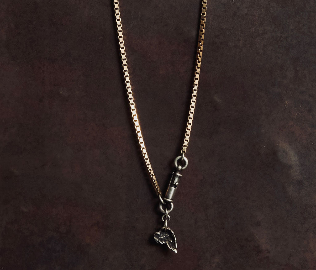 necklace symbol eagle wing silvergold