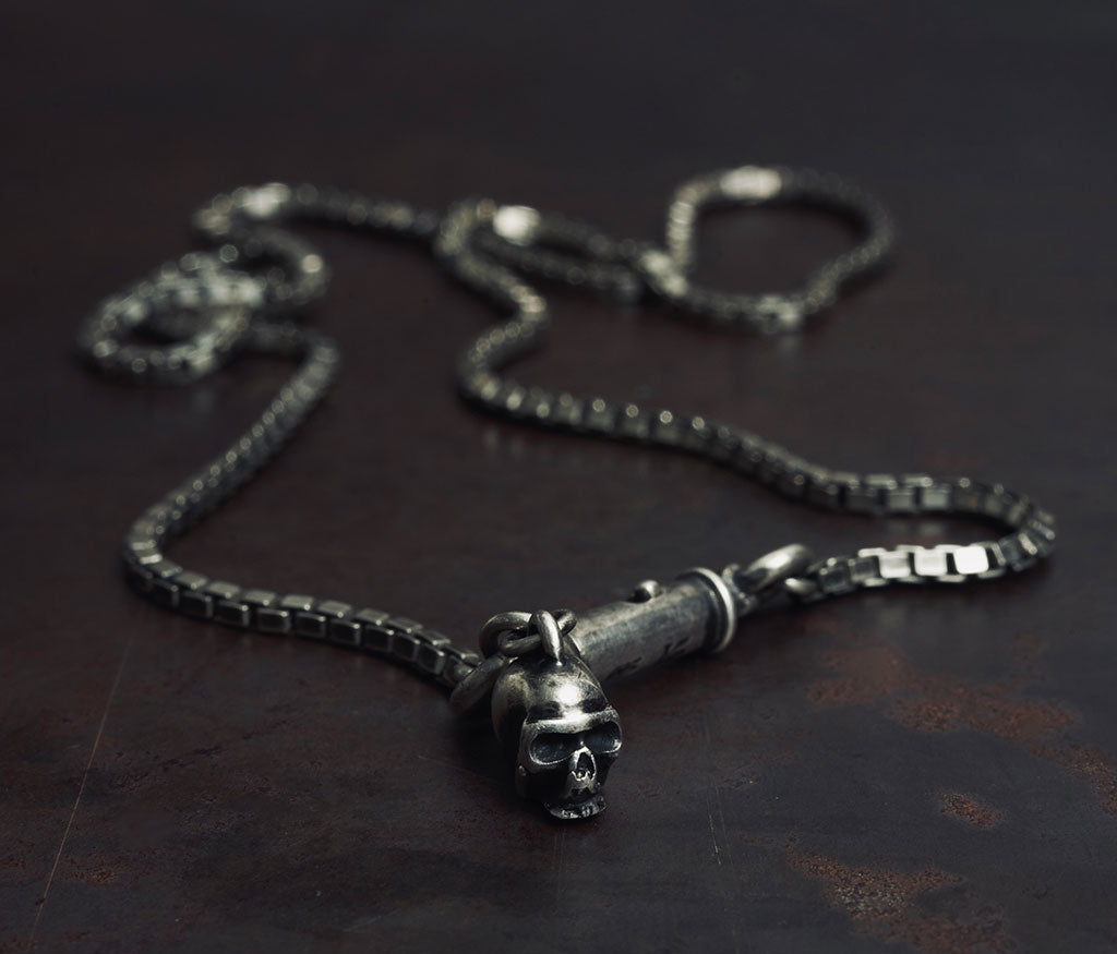 necklace symbol skull