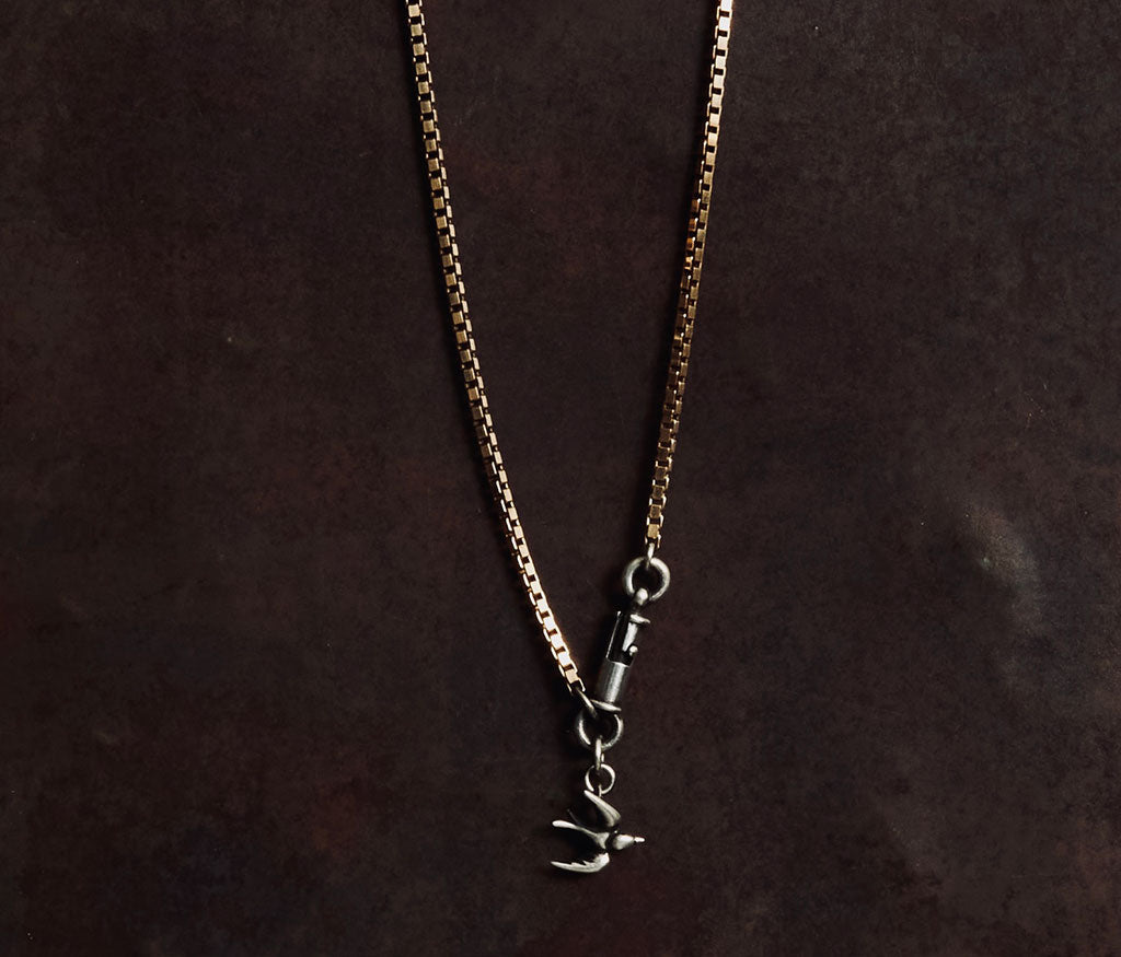 necklace symbol swallow silvergold