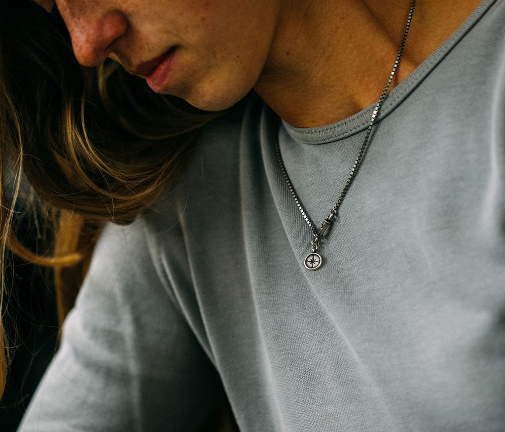 necklace symbol windrose