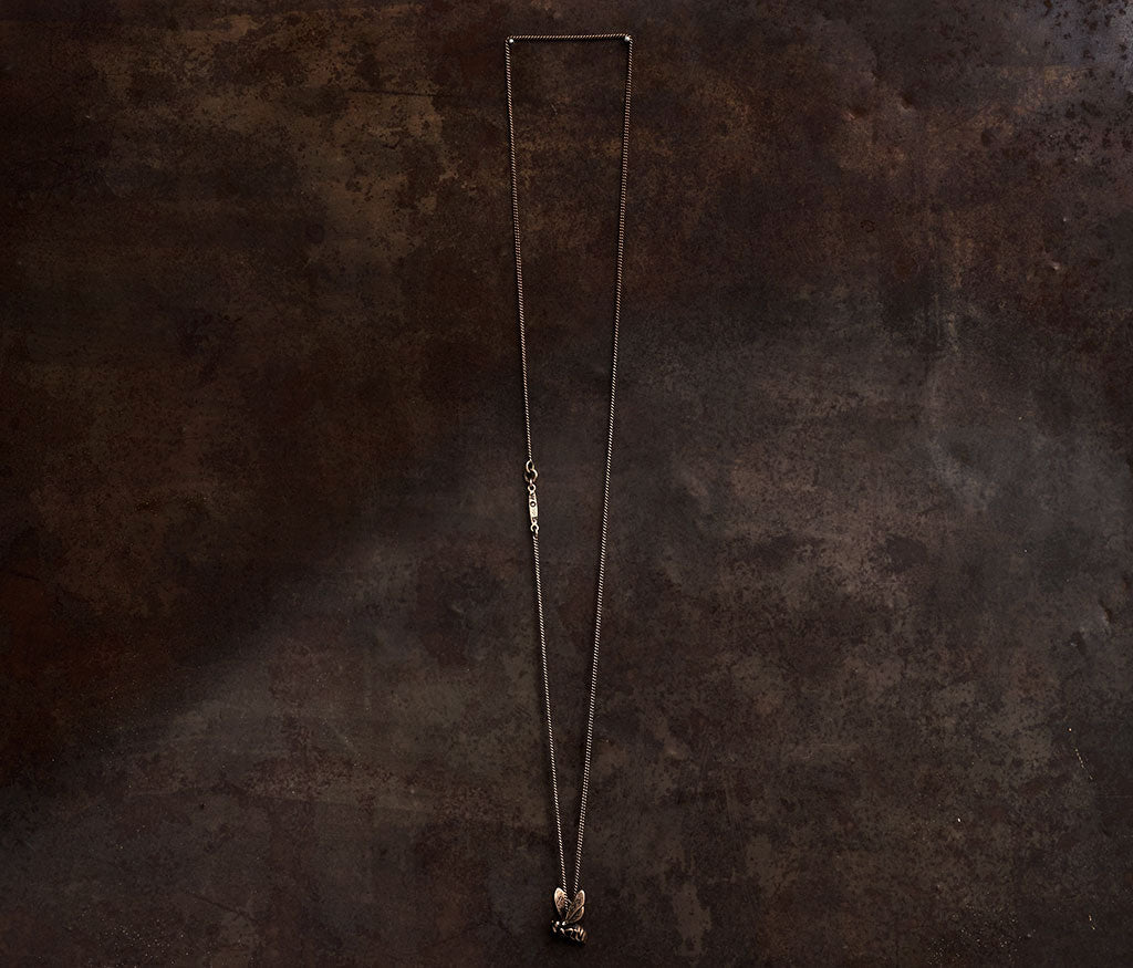 fine chain bee gold