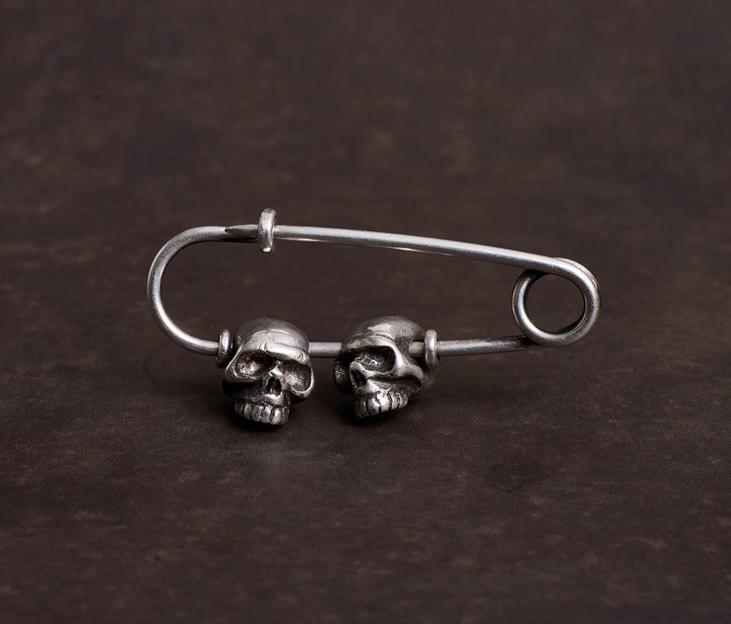 pin two skulls