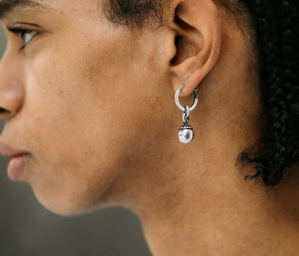hoop studs pearl
