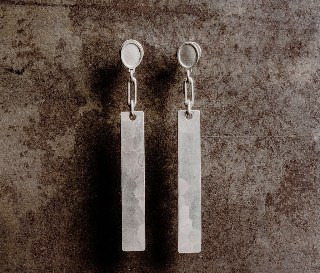 earrings name plate