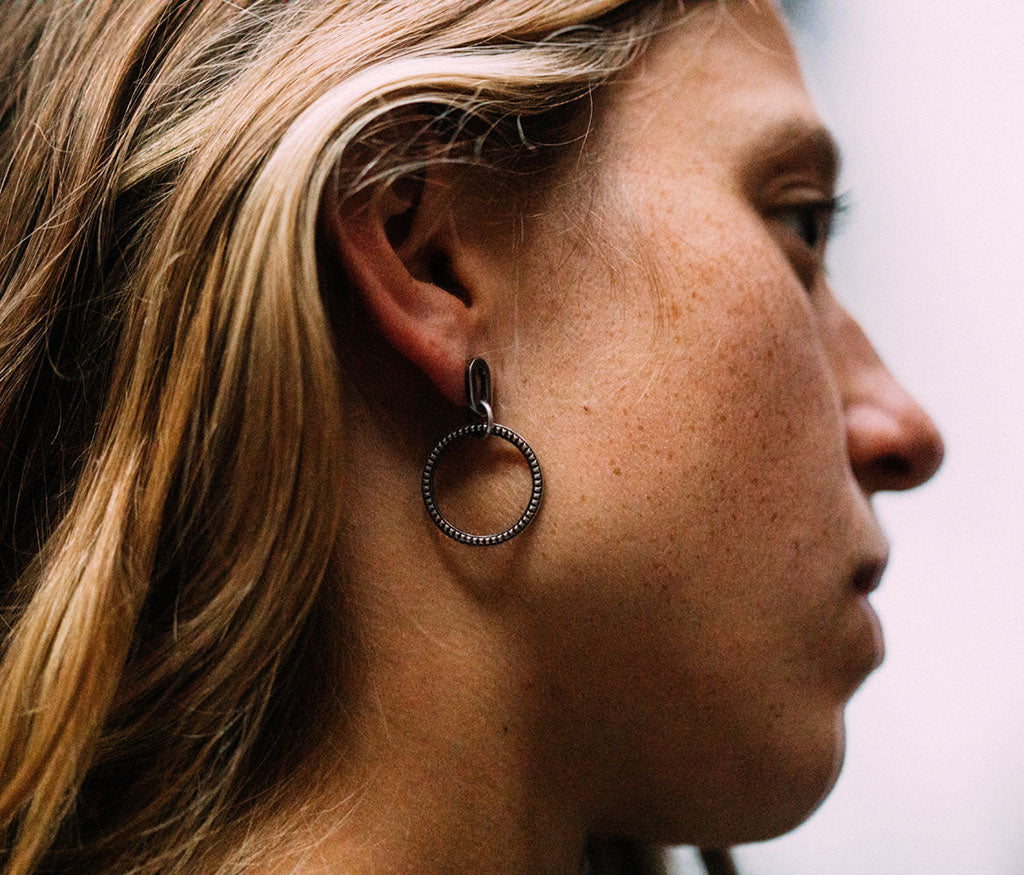 earrings ring trace