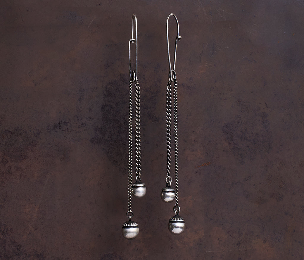 earrings sliding pearls
