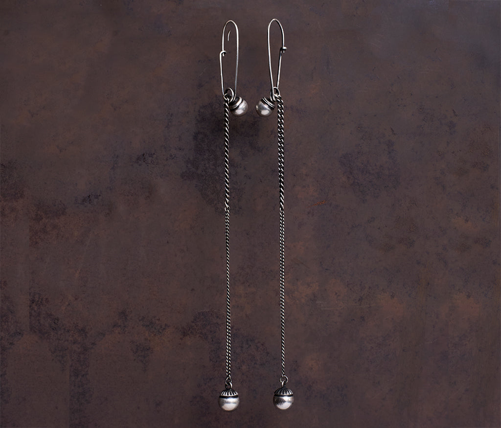 earrings sliding pearls