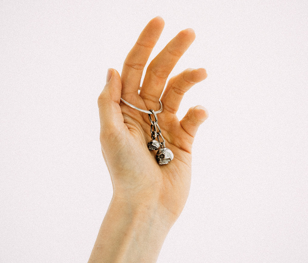 key ring two skulls