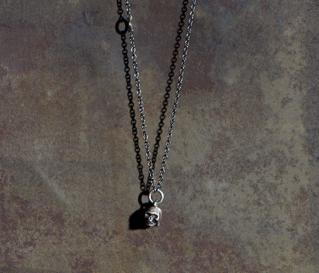 chain mini skull