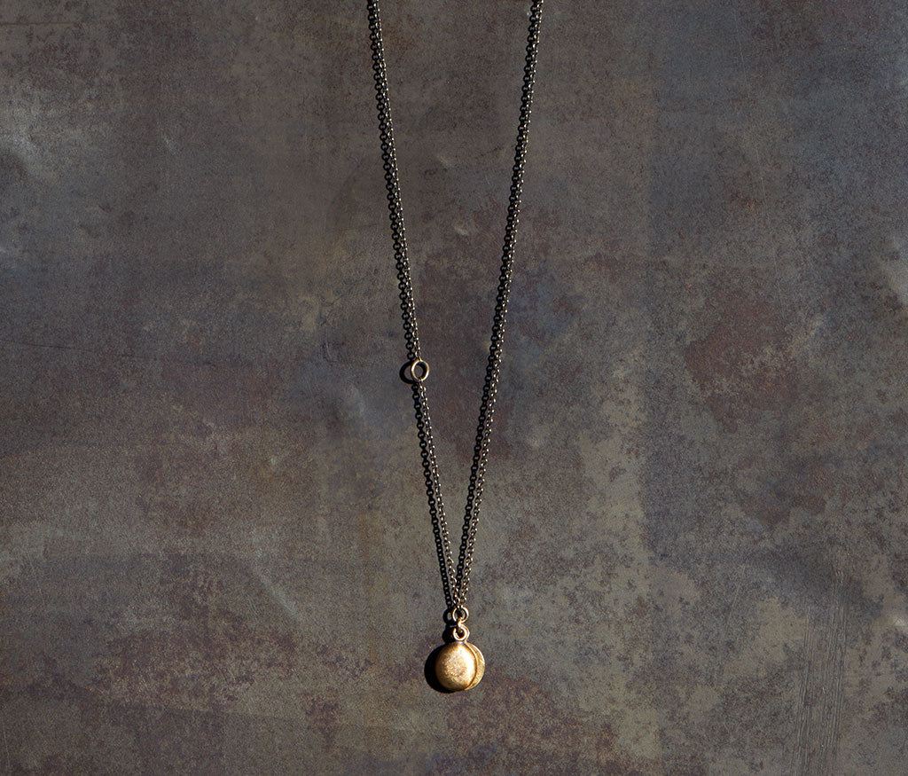 chain mini medallion gold