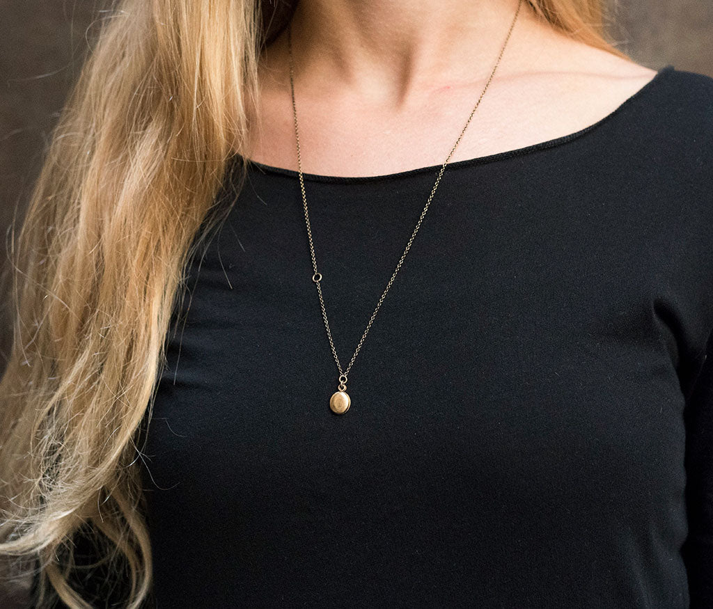 chain mini medallion gold