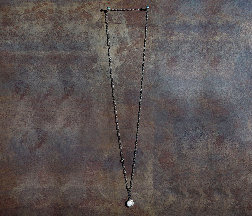chain mini medallion