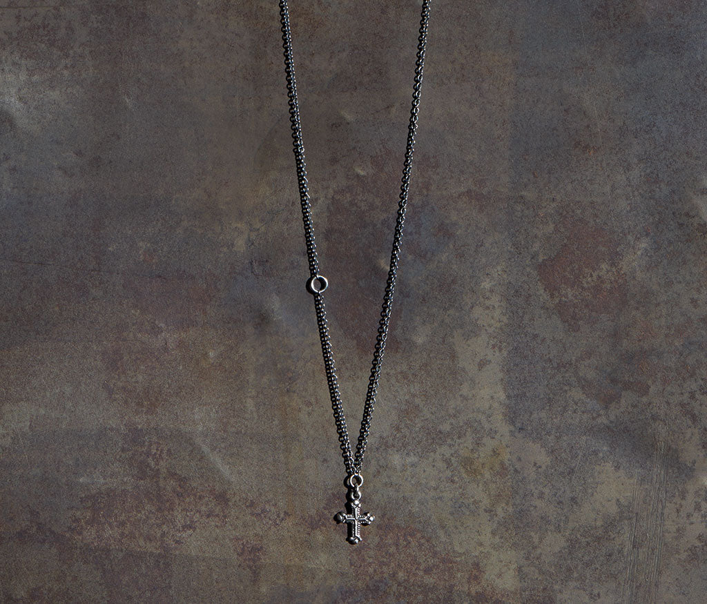 chain mini cross