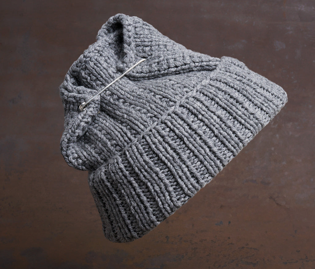 cap tube line - safety pin pebble