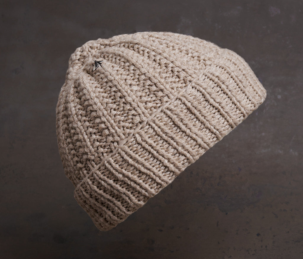 cap sailor - bee sand