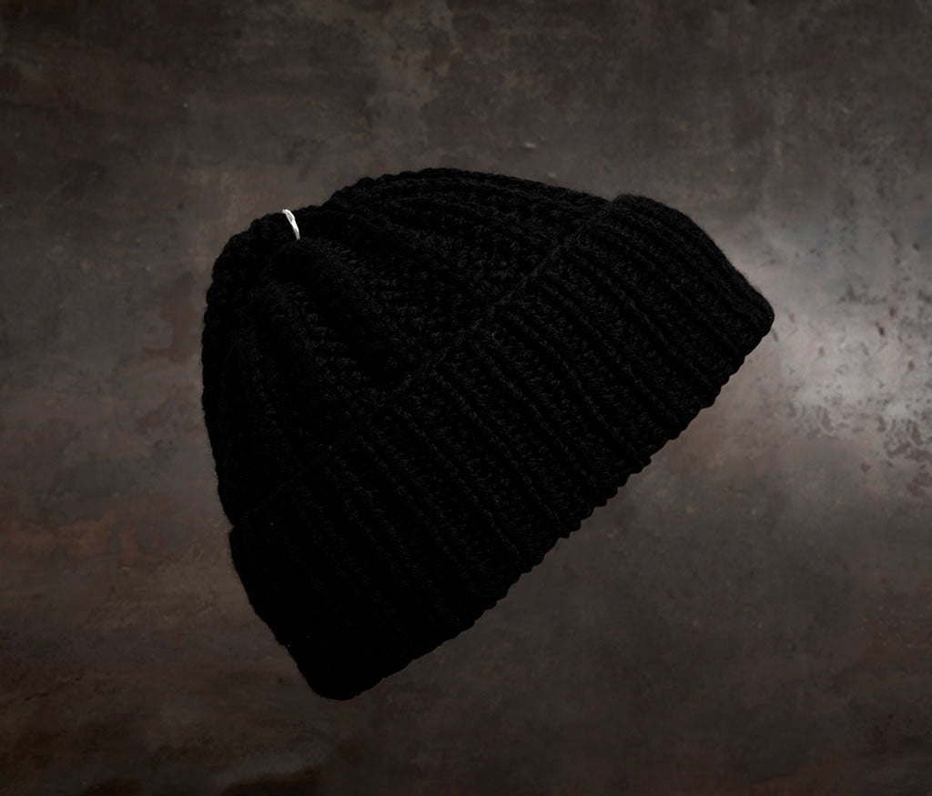 cap sailor - ring hammered black