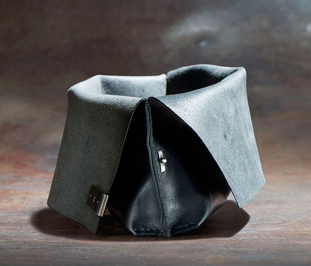 pouch hammered