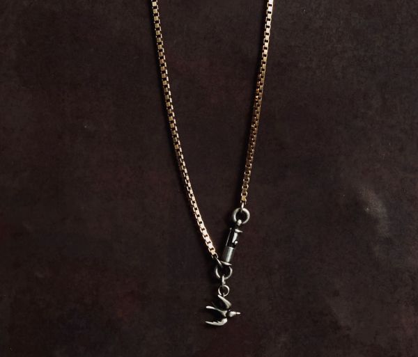 necklace symbol swallow silvergold