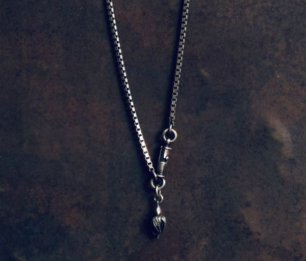 necklace symbol rosebud