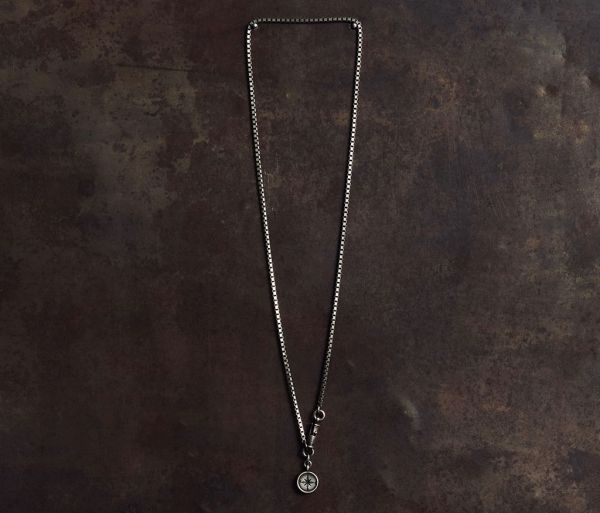 necklace symbol windrose